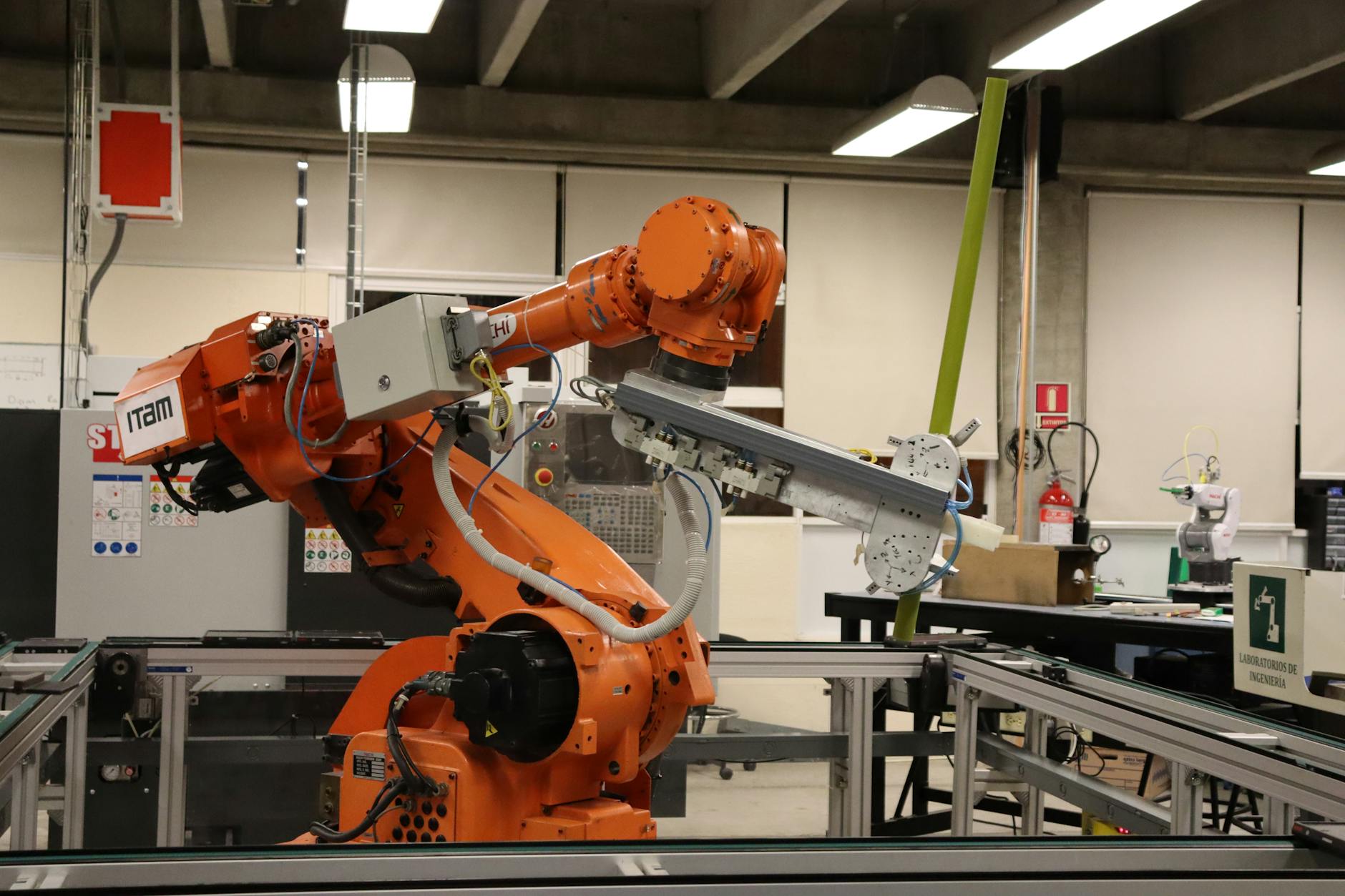 Robot AMR automazione magazzino