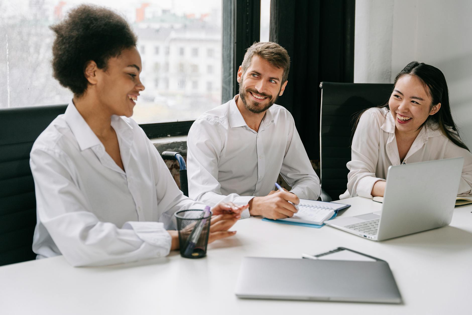 Team customer success laptop - meeting fidelizzazione B2B