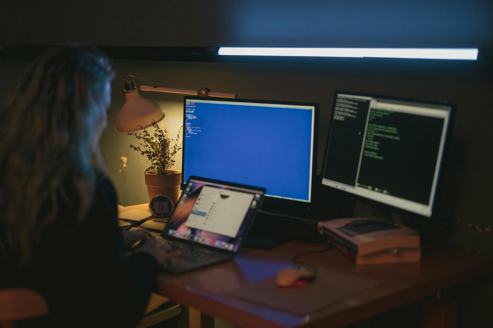Git workflow per team di developer su monitor multipli