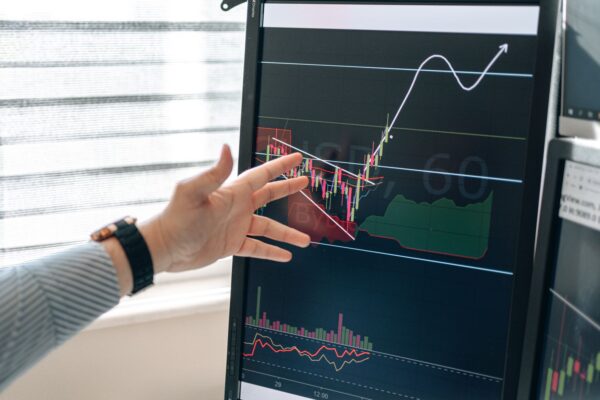 KPI marketing digitale 2021: CAC, LTV, ROAS e CPC spiegati