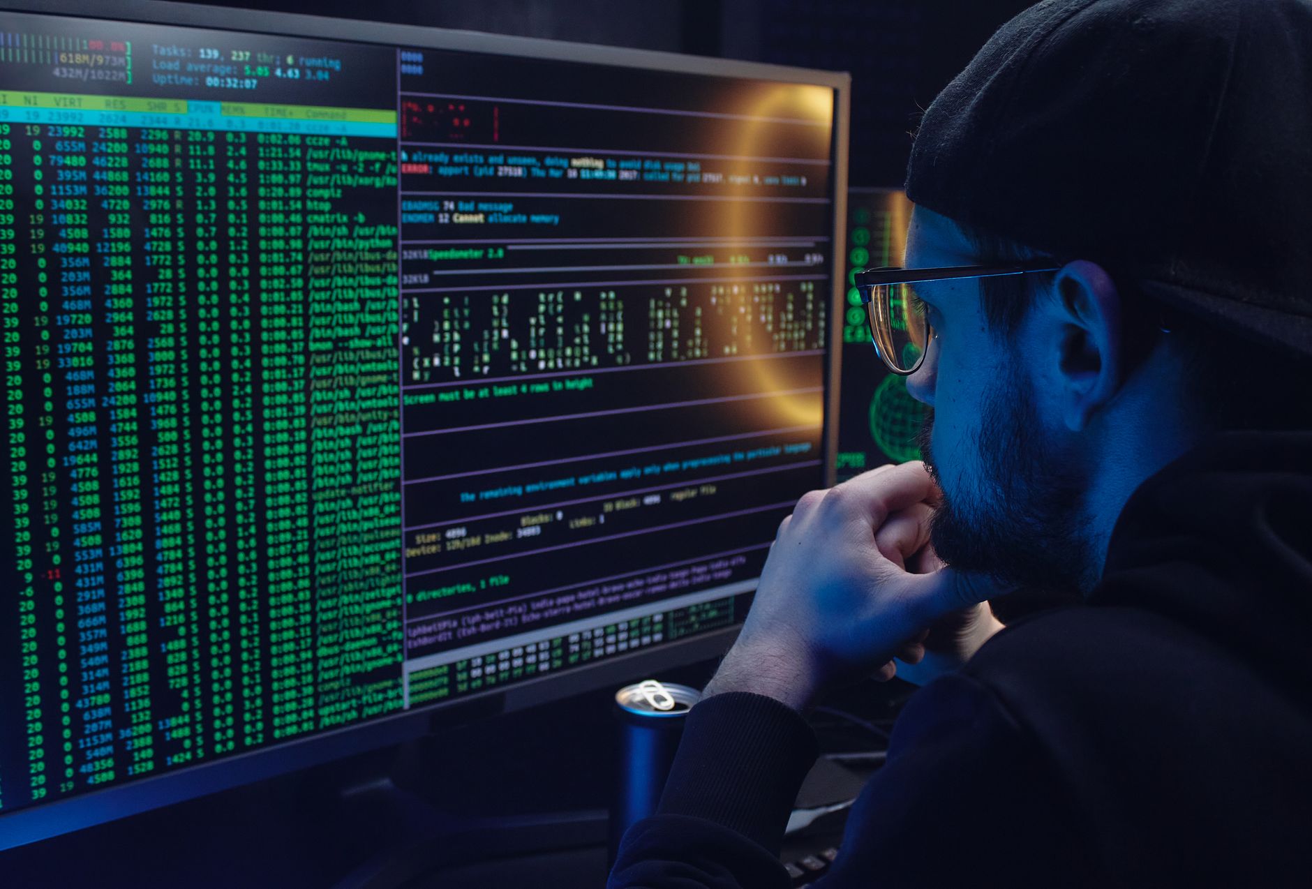 Operations Center con dashboard APM monitoraggio applicazioni