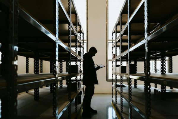 Inventario di magazzino per PMI italiane 2022: procedura, periodicità e automazione ERP