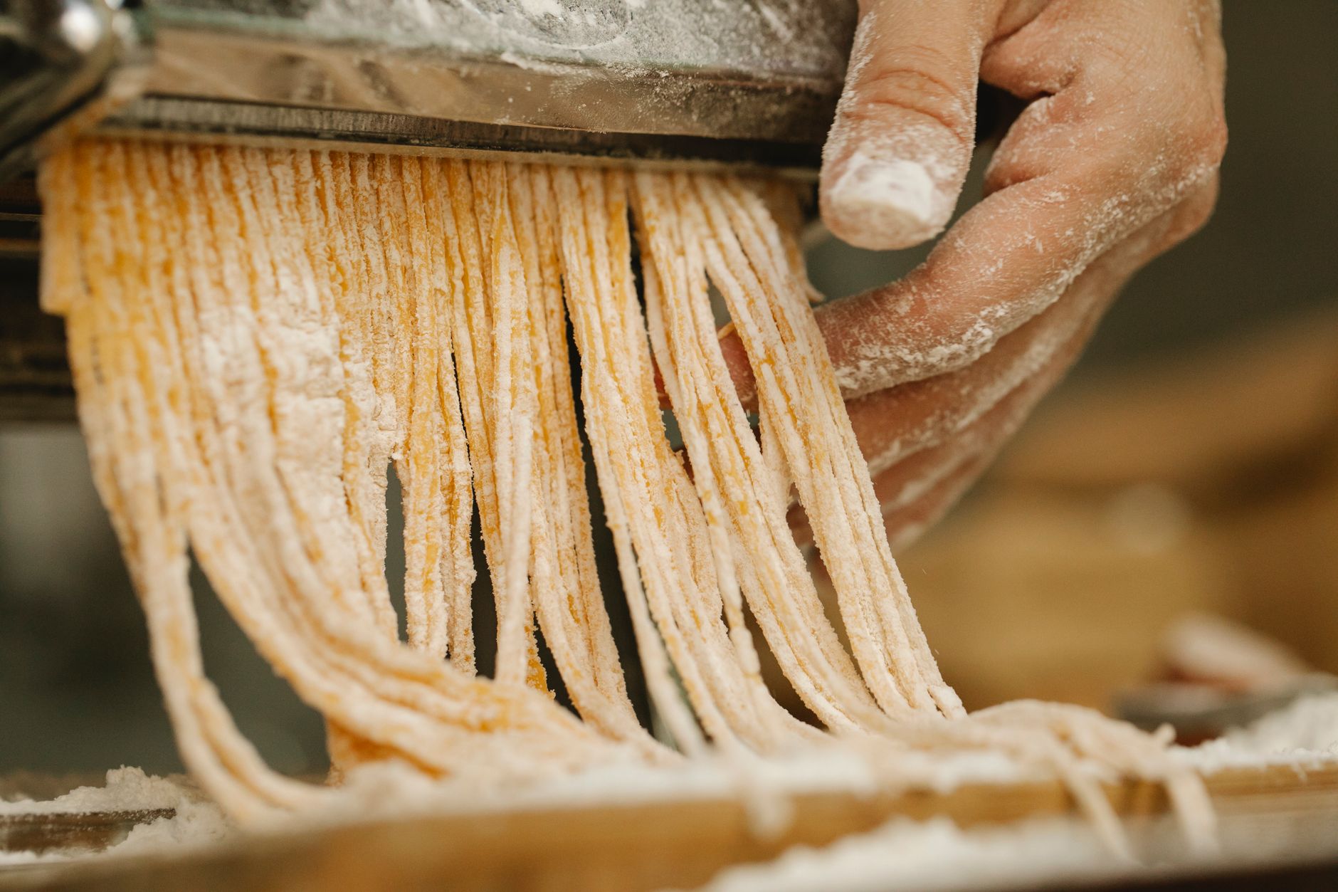 Laboratorio italiano di produzione pasta artigianale