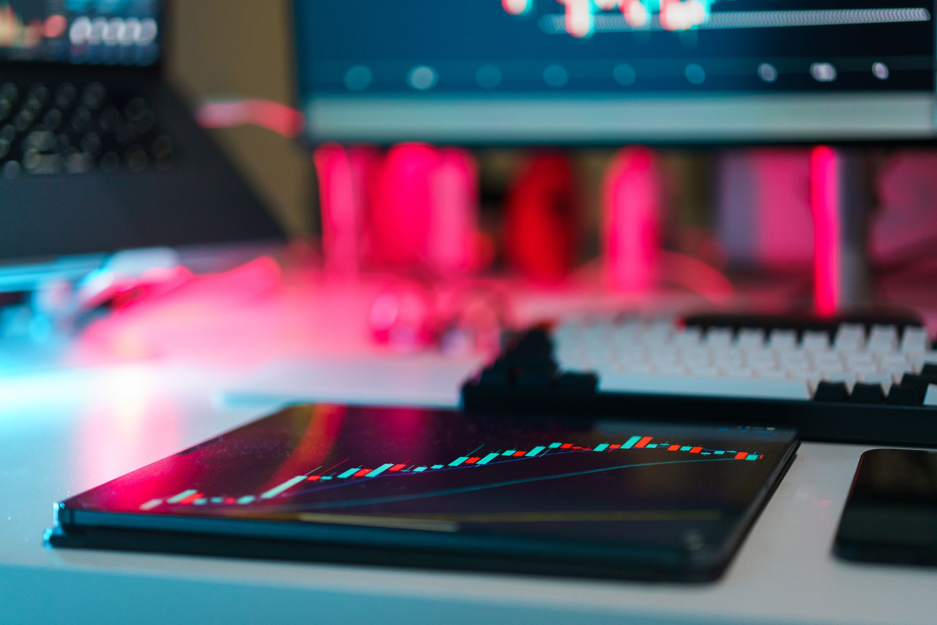 Dashboard ERP con KPI e indici di bilancio in tempo reale