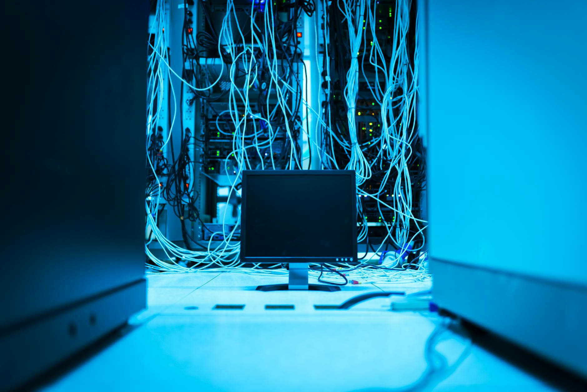 Data center cloud Microsoft Azure investimento OpenAI 10 miliardi