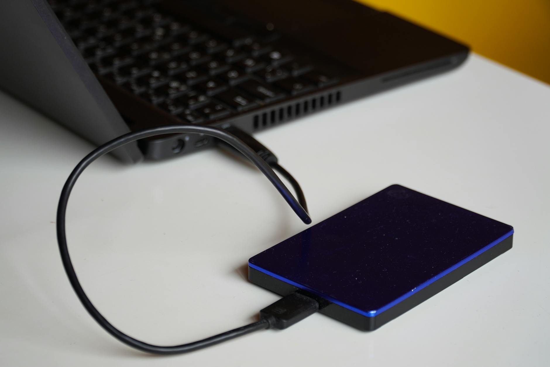 Diagramma backup cloud network e replica dati multi-sito