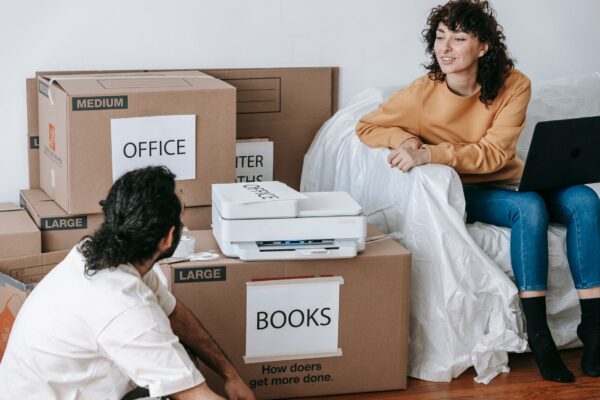 Dropshipping in Italia 2021: come funziona davvero (e quanto costa)