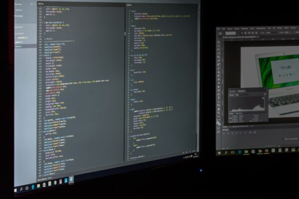 Headless CMS per PMI 2022: Strapi vs Contentful vs Sanity vs Storyblok