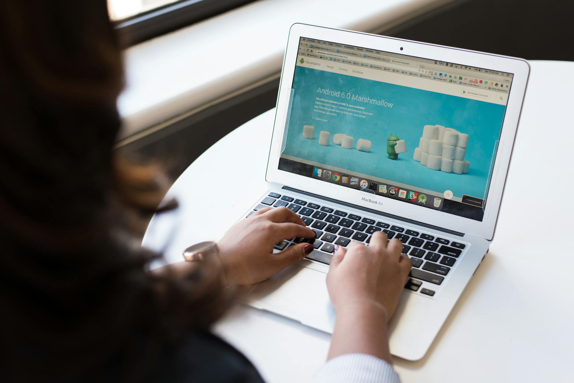 Cross browser testing su laptop con multiple device e responsive layout
