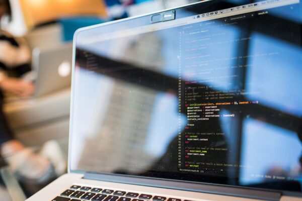 MLOps per PMI 2022: tool, processo e roadmap per portare ML in produzione