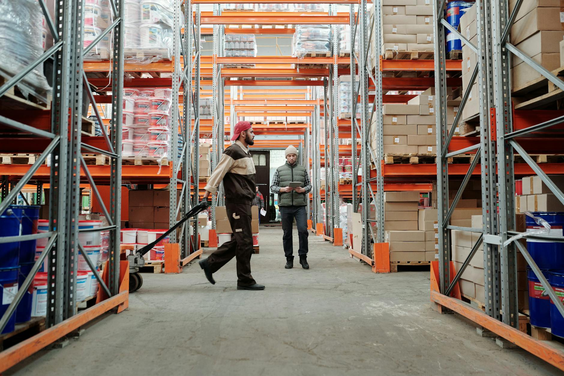 Operazioni di magazzino gestite tramite ERP Odoo o SAP B1